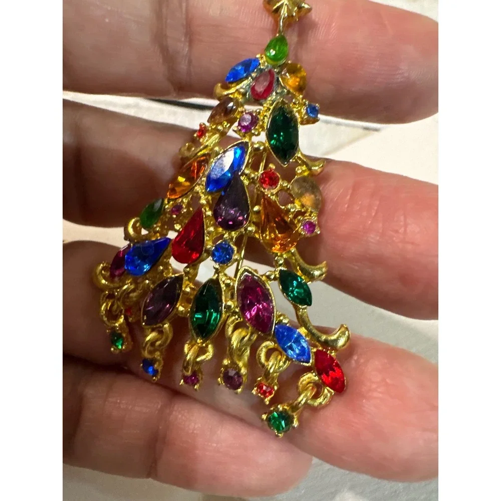 Vintage Christmas Tree Brooch Gold Tone‎ Multi Color Rhinestone Gem Holiday Pin